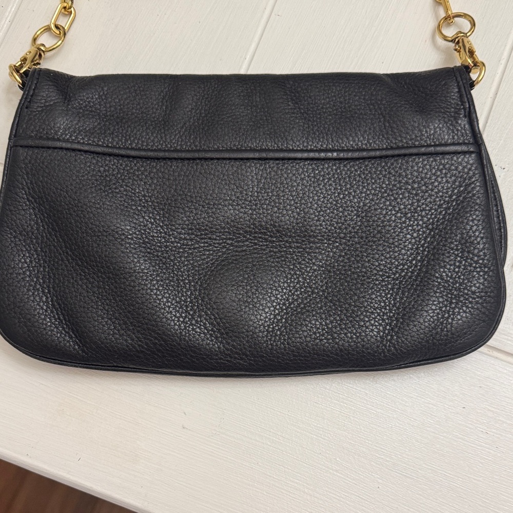 Tory Burch Black and Gold Shoulder Bag - Picture 4 of 5